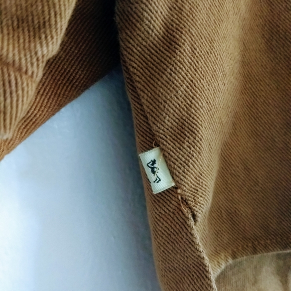 SOLD Fashion brand company 3 collar crop top - Picture 6 of 6